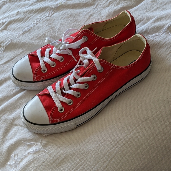 red converse womens size 9